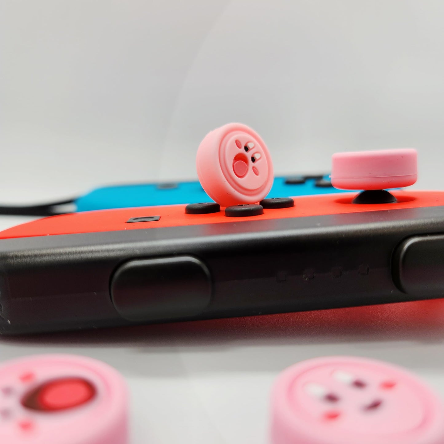 4X Joystick Kappen Kompatibel mit Switch Grip Joy Con Grip Thumbstick Grip Switch Lite OLED Zubehör Thumb Grips